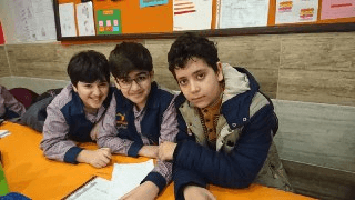 هم اندیشی در ساعت مهارت های زندگی با موضوع مهارت های ارتباطی - ششم البرز