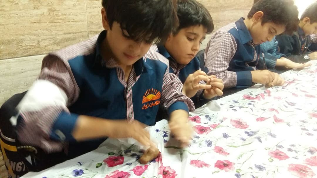 کلاس خلاقیت در آسمان
